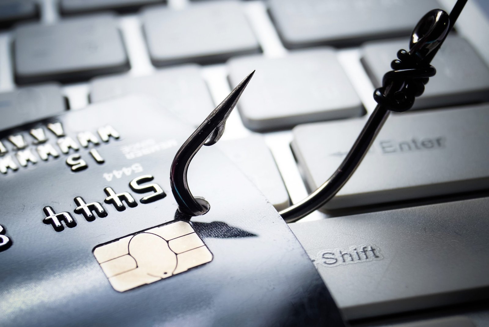 Preparing for Spear Phishing Attacks 10 Spear Phishing 1 scaled
